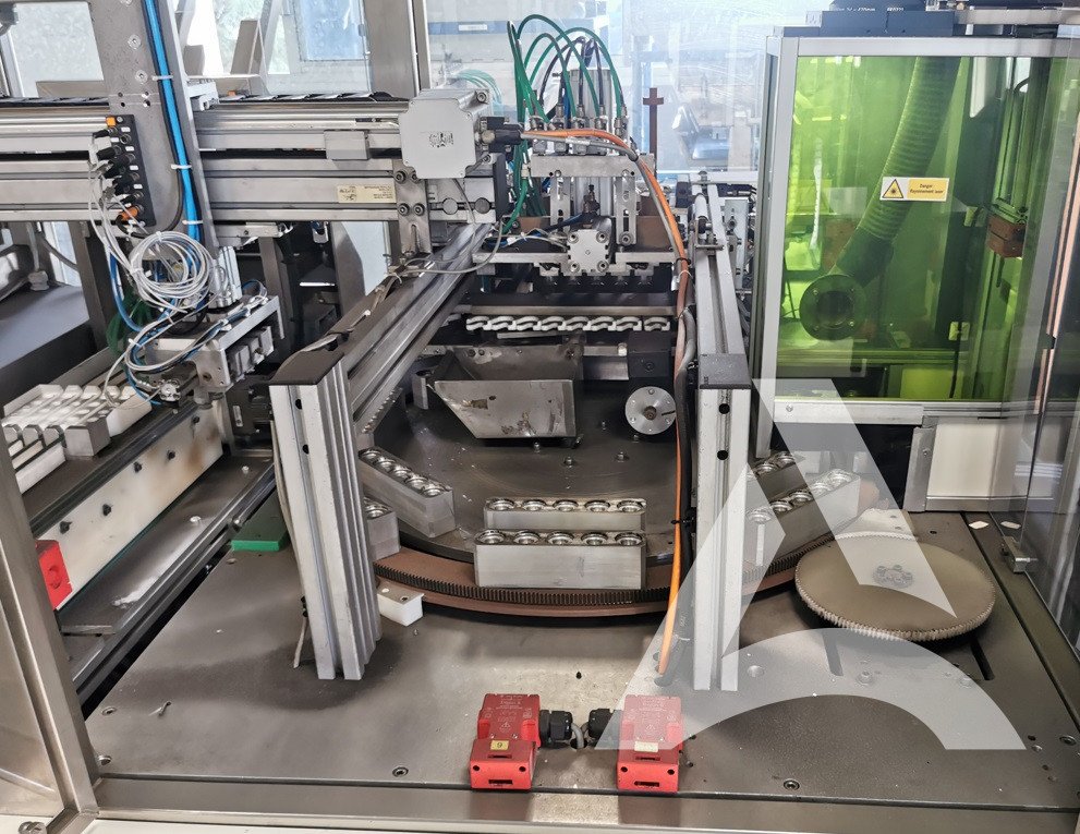 Machine d'assemblage industrielle entretenu