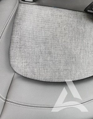 Fauteuil de voiture nettoyé et propre