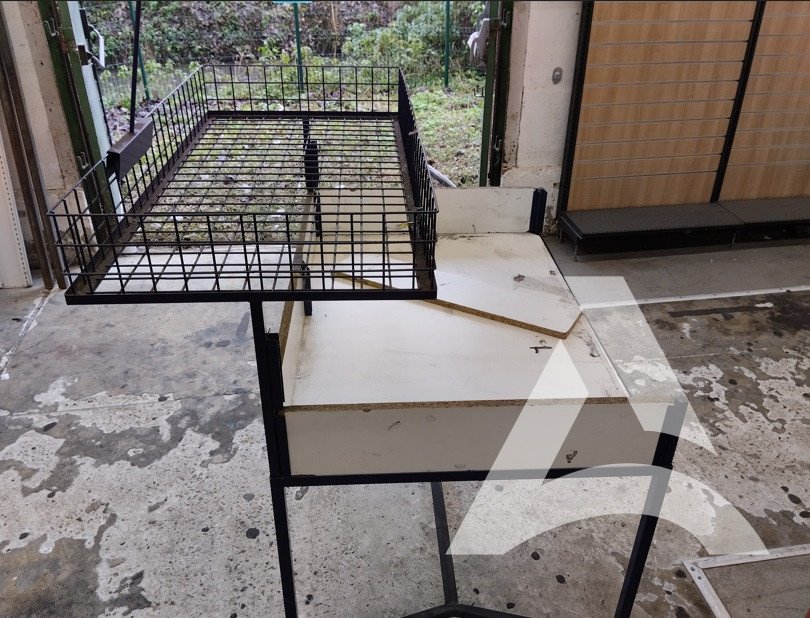 Grilles bacs sur roulettes suie