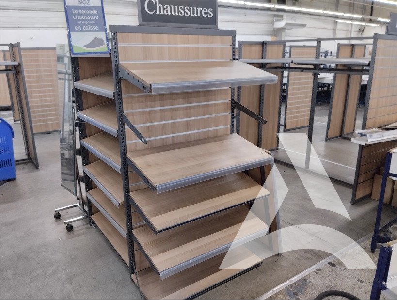 Etagère en bois et metal redevenu comme neuve