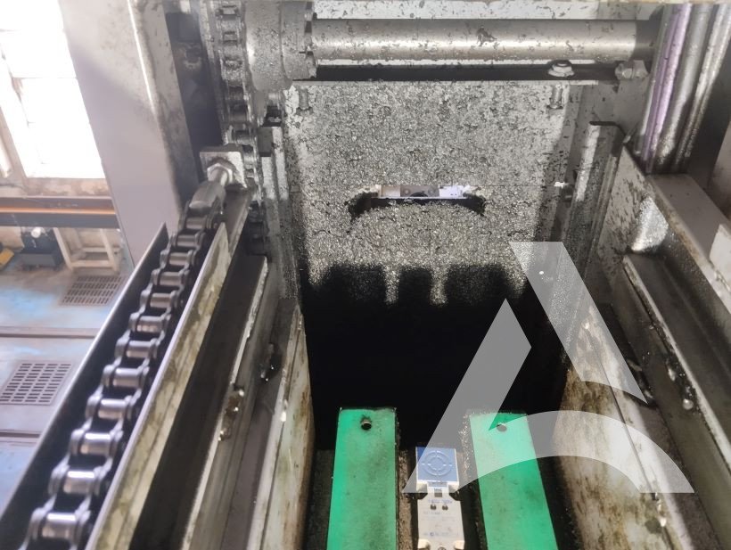 Tapis de guidage industriel encrassé par la graisse