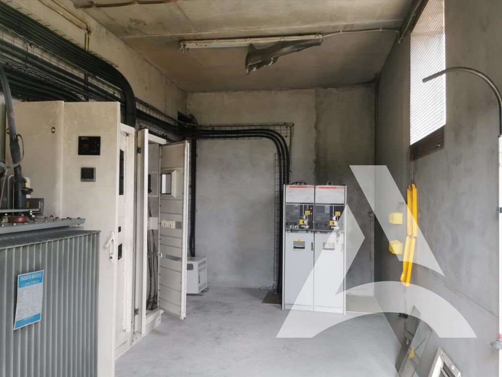 Photo Après Nettoyage local Haute Tension Suie