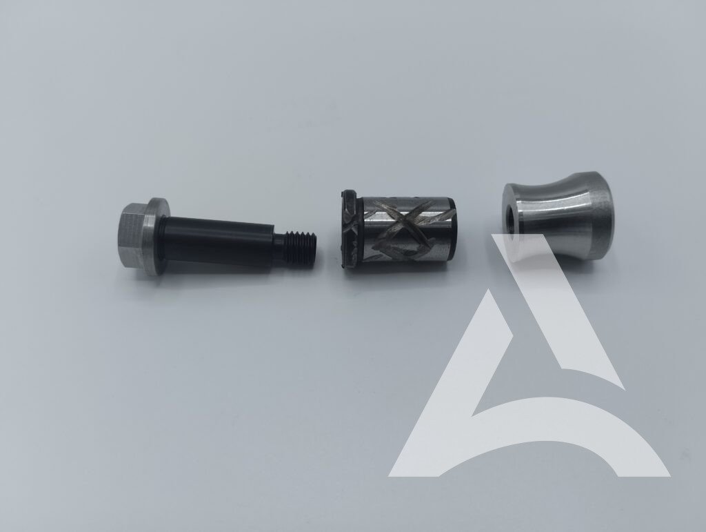 Vis de centrage assemblée après traitement de surface